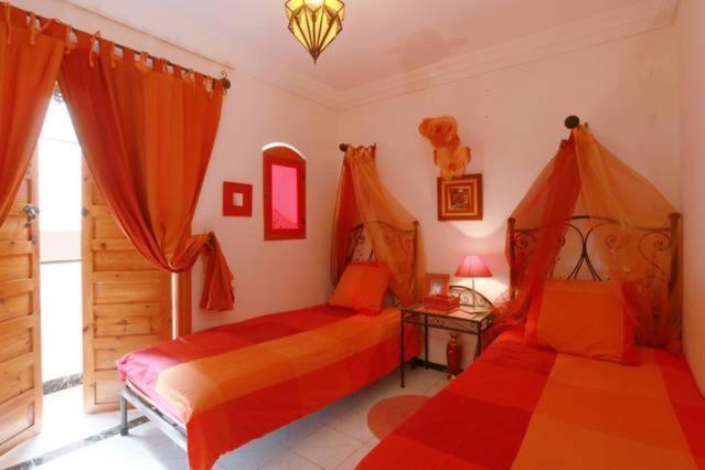 Maison Riad Traditionnel Idealement Situe A Marrakech Marrakesh Exteriör bild