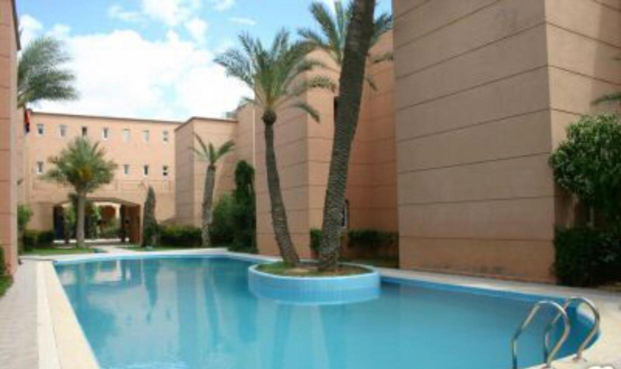 Maison Riad Traditionnel Idealement Situe A Marrakech Marrakesh Exteriör bild