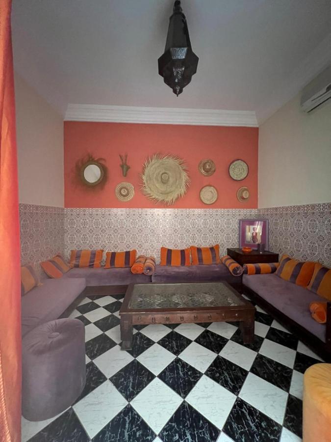 Maison Riad Traditionnel Idealement Situe A Marrakech Marrakesh Exteriör bild