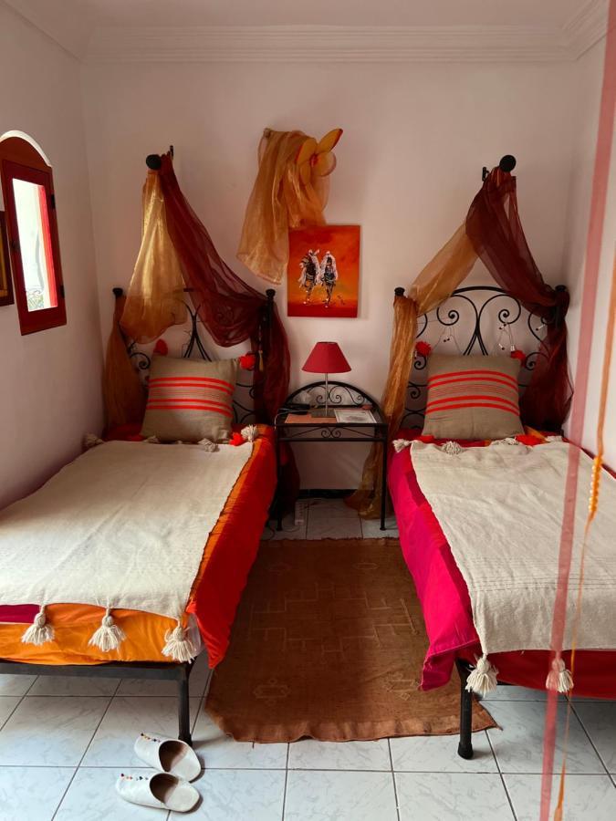 Maison Riad Traditionnel Idealement Situe A Marrakech Marrakesh Exteriör bild