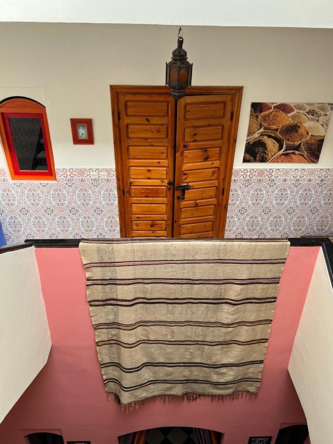 Maison Riad Traditionnel Idealement Situe A Marrakech Marrakesh Exteriör bild